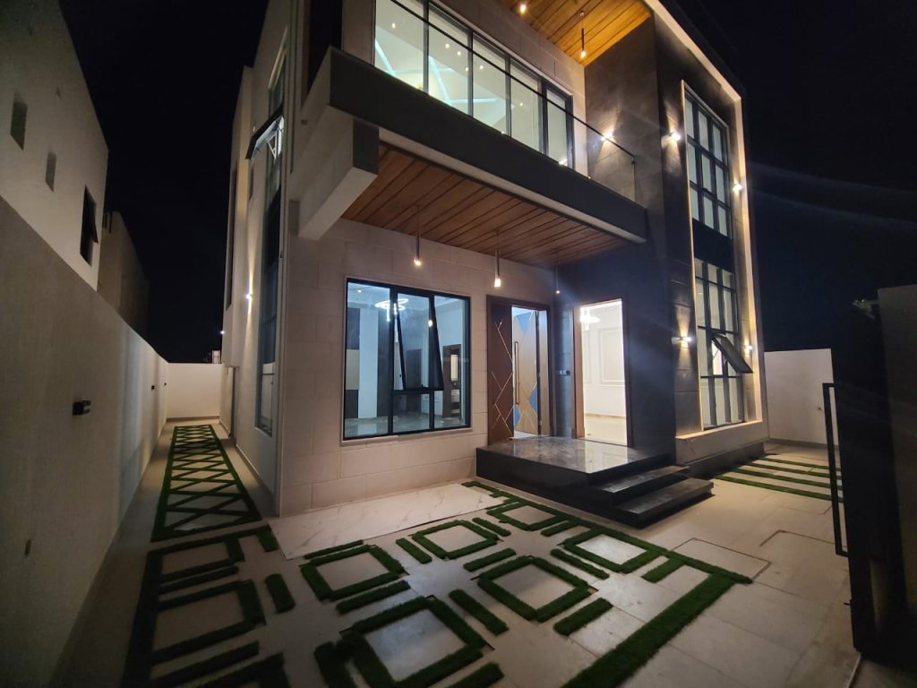 alsaqralmomayaz Villa Ajman